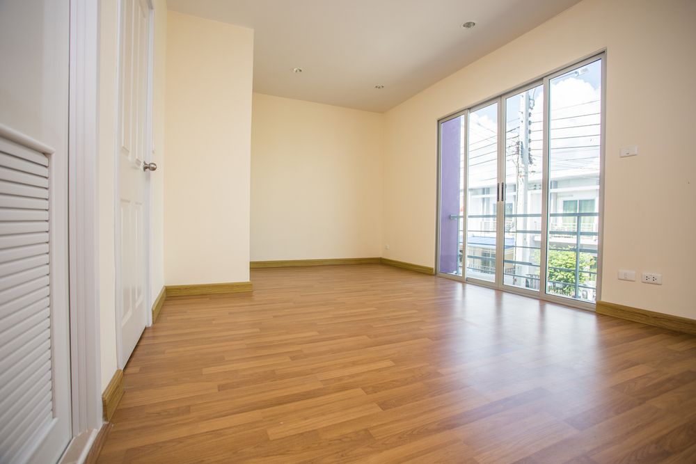 Floor Sanding & Finishing services by  professionalists in Floor Sanding East London