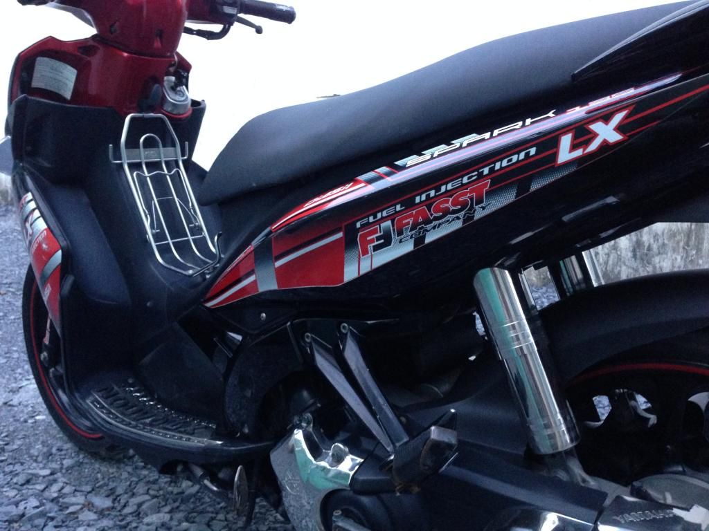 Q6. Cần bán 1 chiếc YAMAHA NOUVO 4 (Đỏ đen) 12/2010