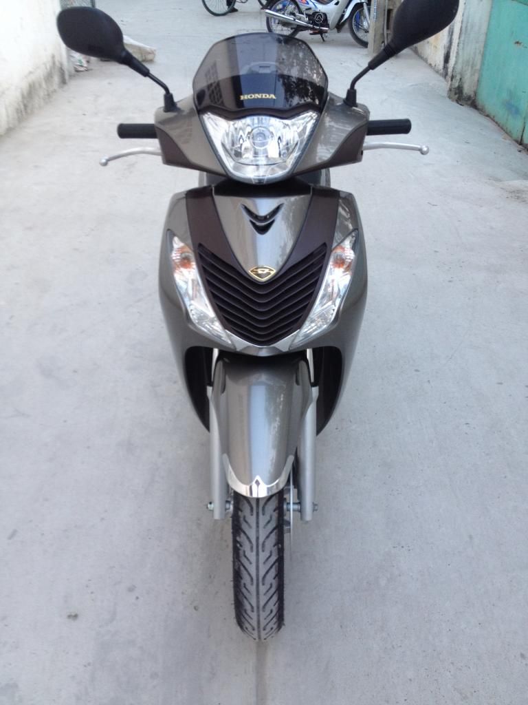Cần bán 1 chiếc SH150i  Nhập khẩu Ý 8/2012 (First Class,Xám lông chuột), New 99% - 6