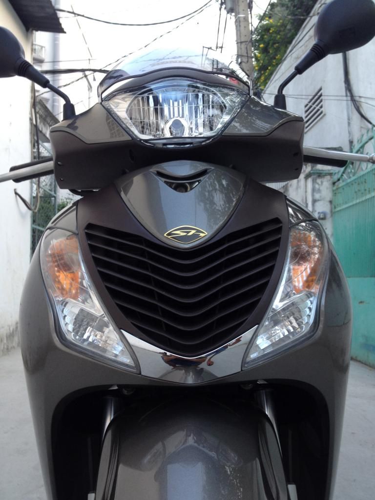 Cần bán 1 chiếc SH150i  Nhập khẩu Ý 8/2012 (First Class,Xám lông chuột), New 99%