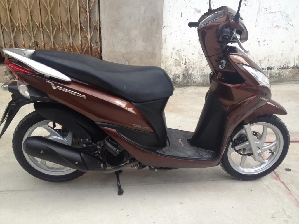 Q6, Cần bán 1 chiếc HONDA VISION Fi 2013 (Nâu)==>new 98% - 2