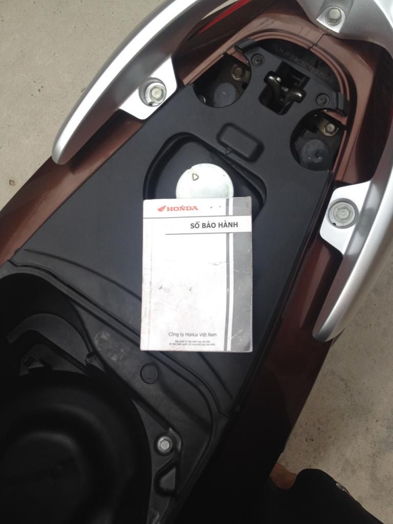 Q6, Cần bán 1 chiếc HONDA VISION Fi 2013 (Nâu)==>new 98% - 9