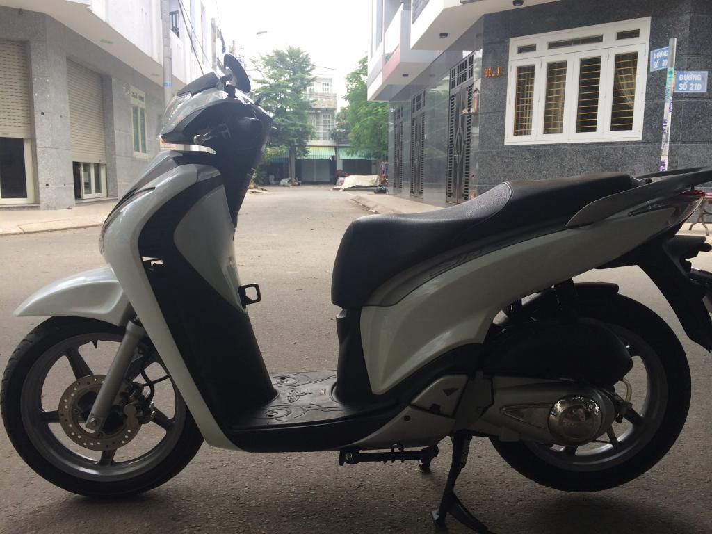 Cần bán 1 chiếc SH150i 6/2009 (Trắng)==> xe zin 100% - 2