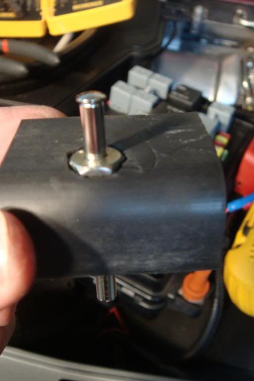 How To Under hood Oznium LEDs with Hood Pin Switch! Saturn Sky Forum