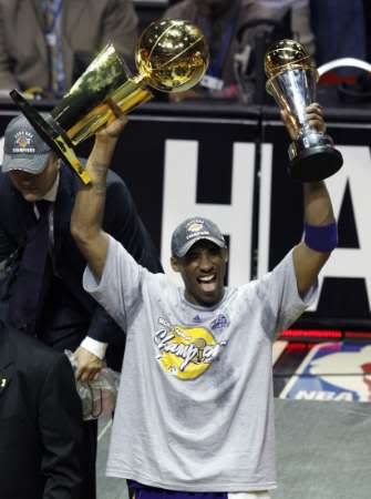 kobe bryant finals, trophy