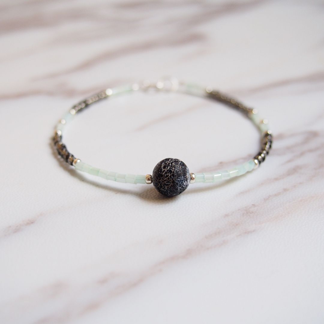 "KeepitPetite" personalized gift • • • weathering agate white turquoise blue gravel • · rhodium-plated copper chain necklace (45cm / 18 inches) - Necklaces - Gemstone Black